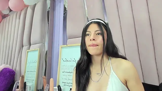 Sasha Petitte online show from September 30, 3:23 am