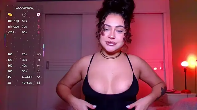 Snapshot of ann4montez_ chatting on October 15, 10:51 am ann4montez online show from October 15, 10:51 am