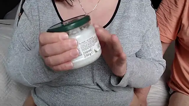 margotgra82 online show from March 25, 11:35 am