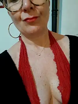 Viola8p online show from February 4, 3:59 pm