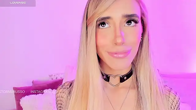 StormiRusso online show from March 18, 1:21 am