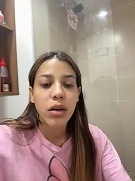 MelanieNoguera online show from November 4, 3:33 am