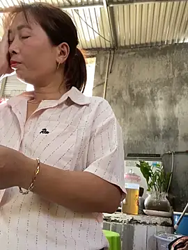 Linaannn online show from February 5, 7:22 am