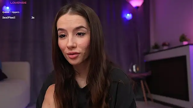 Amely Young online show from April 6, 1:38 am