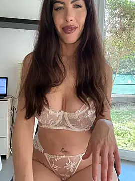 Eyline online show from March 23, 3:40 pm