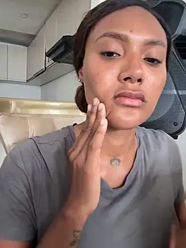 KyaraMiller online show from March 20, 8:47 pm