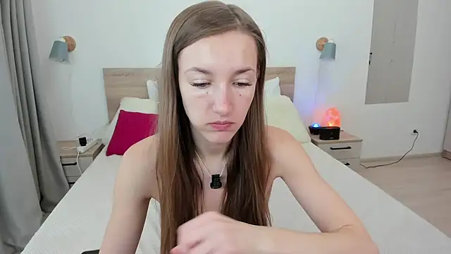 KateRedgar online show from March 27, 10:49 am