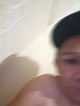 miicheele32 online show from January 16, 9:49 am