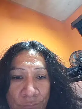 miicheele32 online show from October 23, 10:43 am