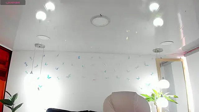  Antonnela  online show from February 27, 1:55 pm