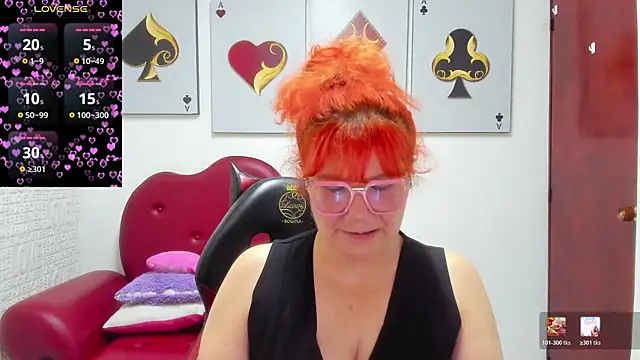 Salomeediaz  online show from April 16, 9:14 pm