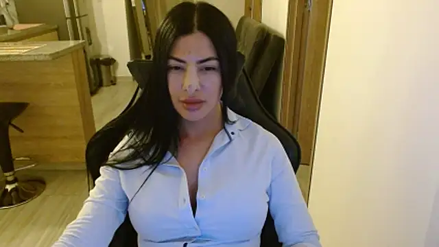 Charlotte cute18 online show from March 10, 11:53 pm