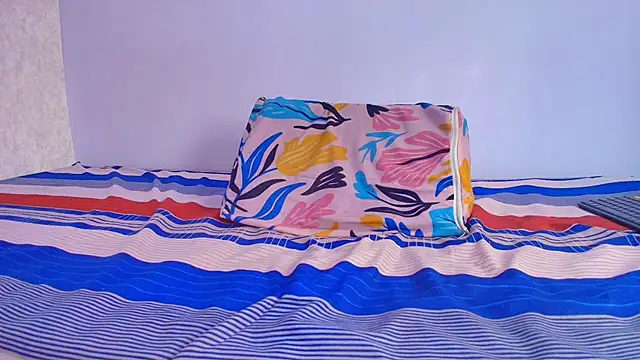 Chantal taylor  online show from November 15, 1:12 pm