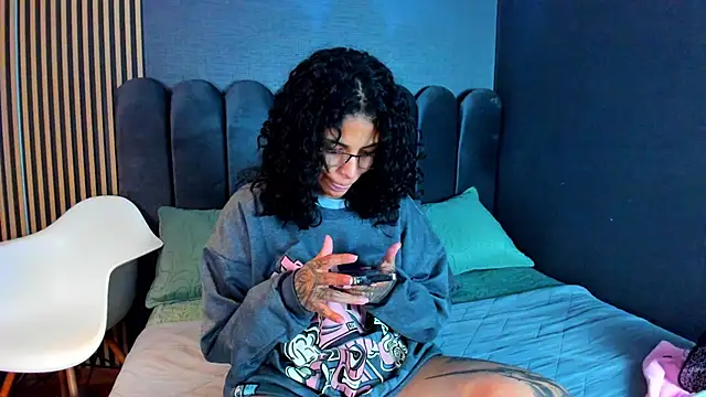 JuliaRose ks online show from December 15, 12:32 pm