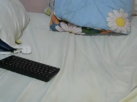 winnie254 online show from October 3, 9:20 pm