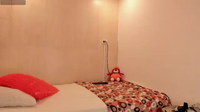 meganrossee69 online show from September 14, 1:25 am