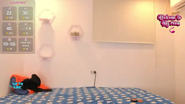 meganrossee69 online show from February 20, 11:05 pm