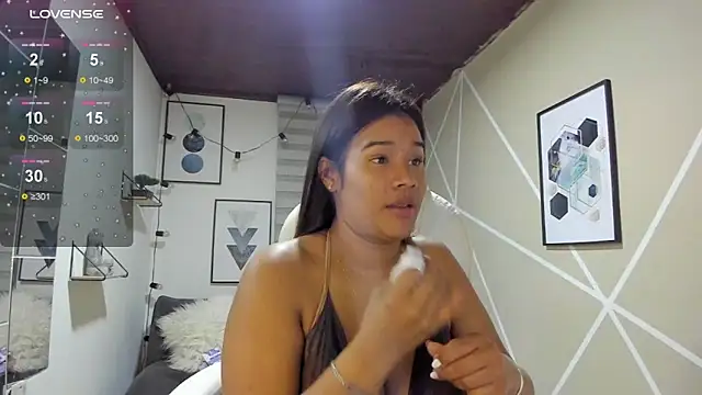 Enma  clark online show from March 8, 4:05 am