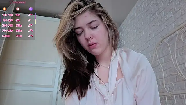 Vanessa Walters online show from March 9, 3:31 am