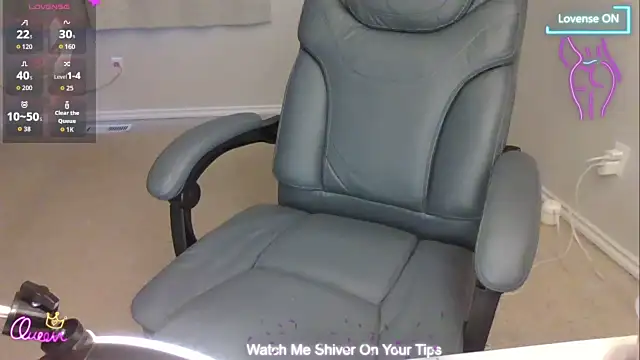 ChocolateCookie9 online show from April 18, 11:26 pm