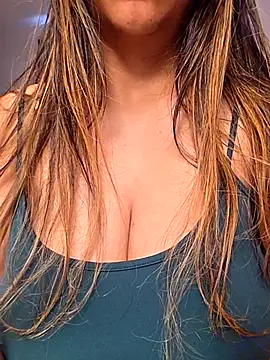 ChocolateCookie9 online show from April 19, 10:45 pm