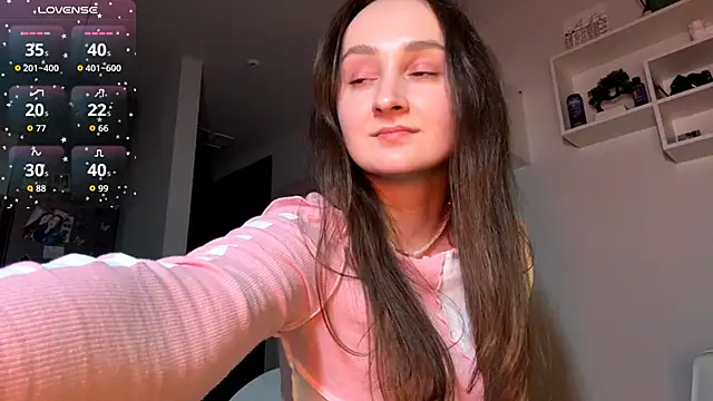 Eva Eva  online show from March 5, 11:33 pm