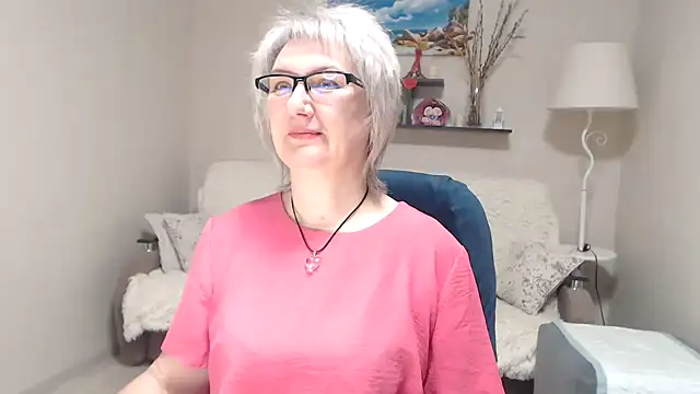 FleurMays online show from February 20, 6:12 am