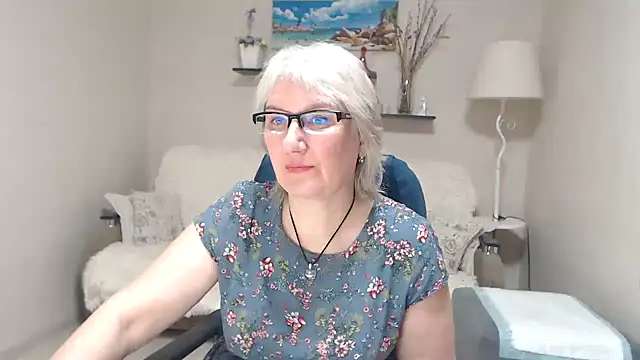 FleurMays online show from March 14, 6:03 am