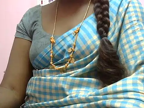 Hot akshara online show from January 15, 11:38 am