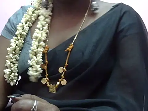 Hot akshara online show from March 28, 1:54 pm