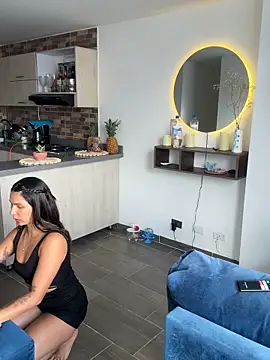 Snapshot of SofiaG_ chatting on October 7, 7:29 pm SofiaG online show from October 7, 7:29 pm