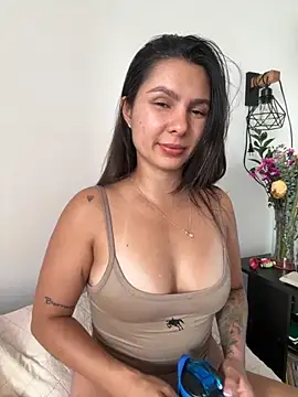 Snapshot of SofiaG_ chatting on October 16, 9:39 pm SofiaG online show from October 16, 9:39 pm