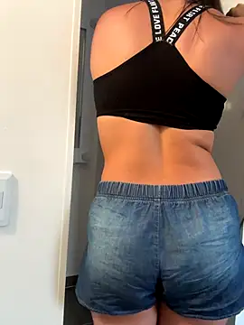 Snapshot of SofiaG_ chatting on September 27, 8:16 pm SofiaG online show from September 27, 8:16 pm