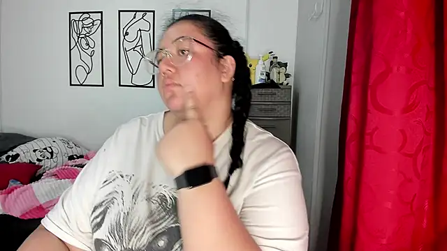 RubyPirsso18 online show from February 11, 7:04 pm