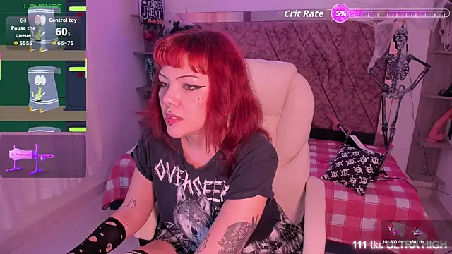 Sarah-Stoner online show from October 24, 9:00 pm