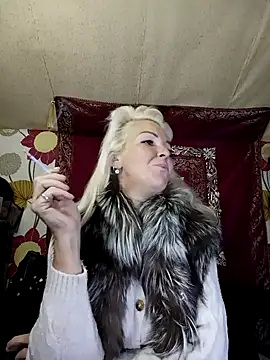 CassandraSandra44 online show from November 15, 5:30 am