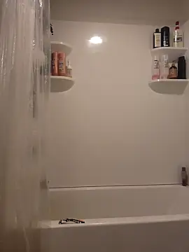 cinnaminnie online show from February 17, 5:23 pm