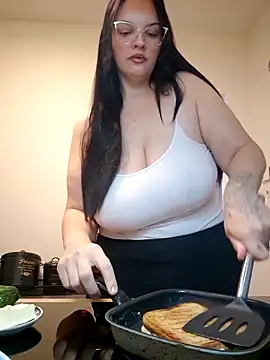 Jujuicy 97 online show from November 5, 7:24 am