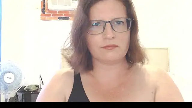 CrimsonMistress online show from March 4, 11:22 pm