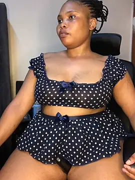 Anaelle24 online show from February 5, 6:33 pm