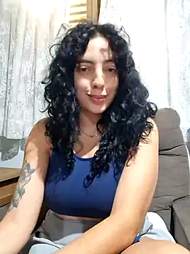 Sweet-diamondxxx online show from March 25, 2:20 pm