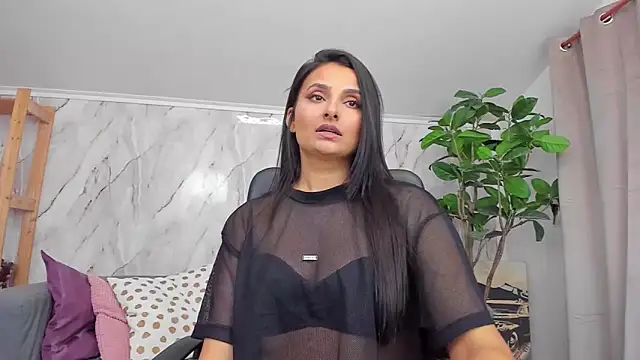 Snapshot of JennaPrice chatting on October 13, 2:42 pm JennaPrice online show from October 13, 2:42 pm