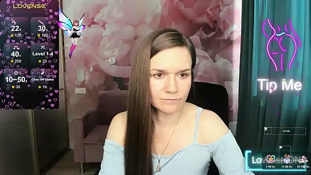 Snapshot of AriaGray chatting on September 24, 7:29 am AriaGray online show from September 24, 7:29 am