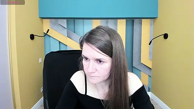 Snapshot of AriaGray chatting on October 6, 1:17 pm AriaGray online show from October 6, 1:17 pm