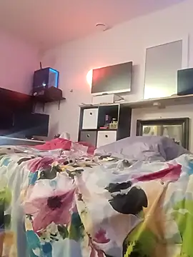 sissytrapdolly24 online show from March 6, 4:40 am