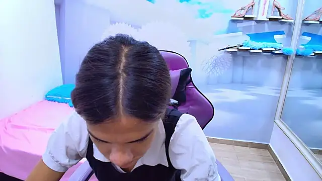 DEMI LEED online show from April 16, 12:27 pm