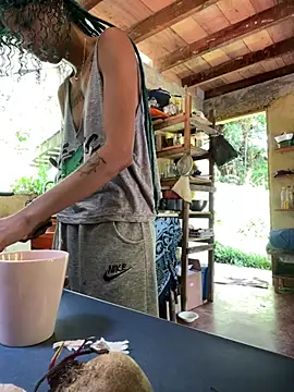 sammoura01 online show from April 4, 3:55 pm