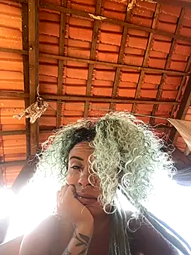 Snapshot of sammoura01 chatting on September 25, 5:33 pm sammoura01 online show from September 25, 5:33 pm