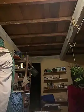 sammoura01 online show from March 9, 11:30 pm