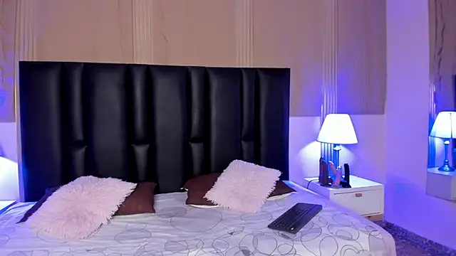 Milf meli online show from December 5, 7:26 pm